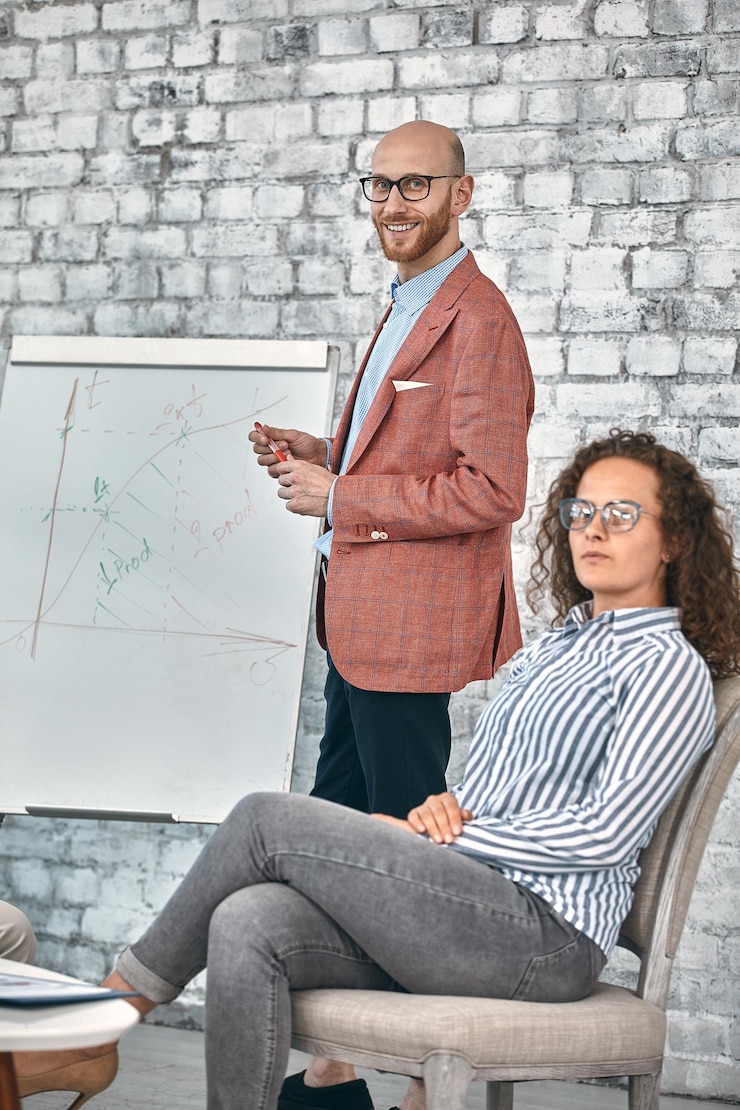 Conseil dans un atelier de menuiserie